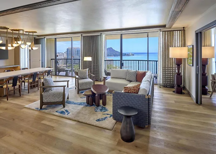 Hilton Hawaiian Village Waikiki Beach Resort