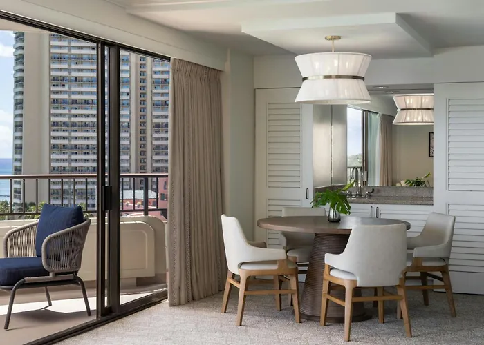 Moana Surfrider, A Westin Resort & Spa, Waikiki Beach